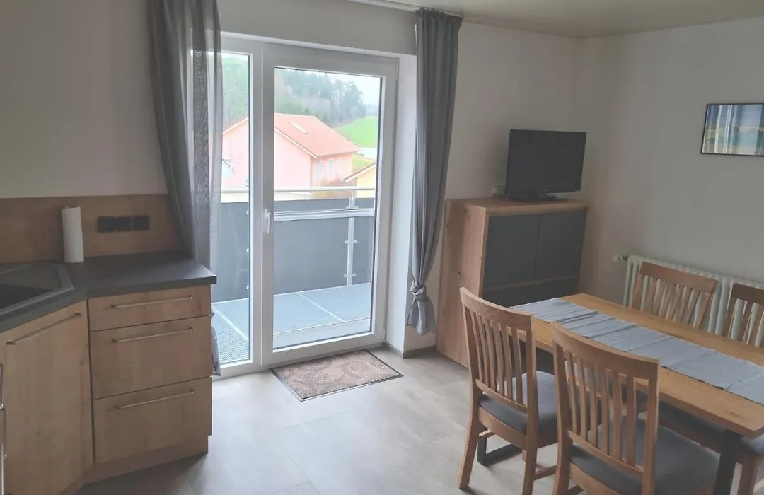 Pension Zum Grünen Wald-1
